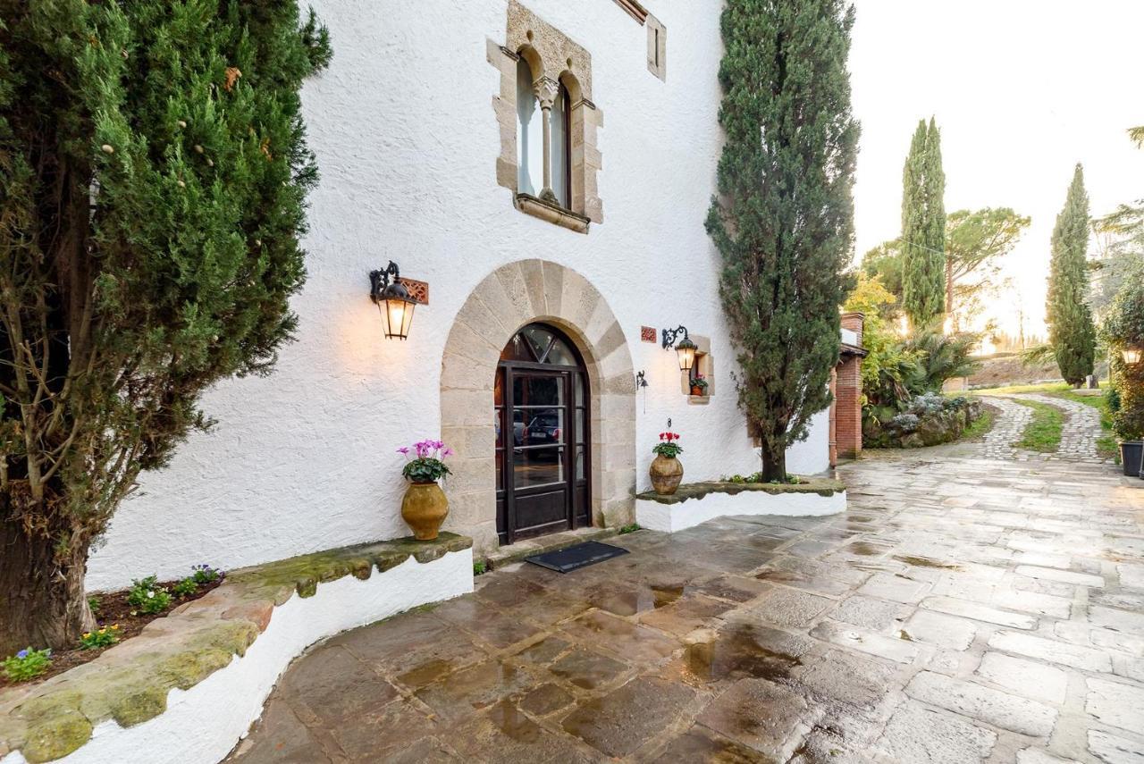 Masia Can Manent Del Bosc S XVIII Santa Eulalia de Ronsaná Exteriör bild