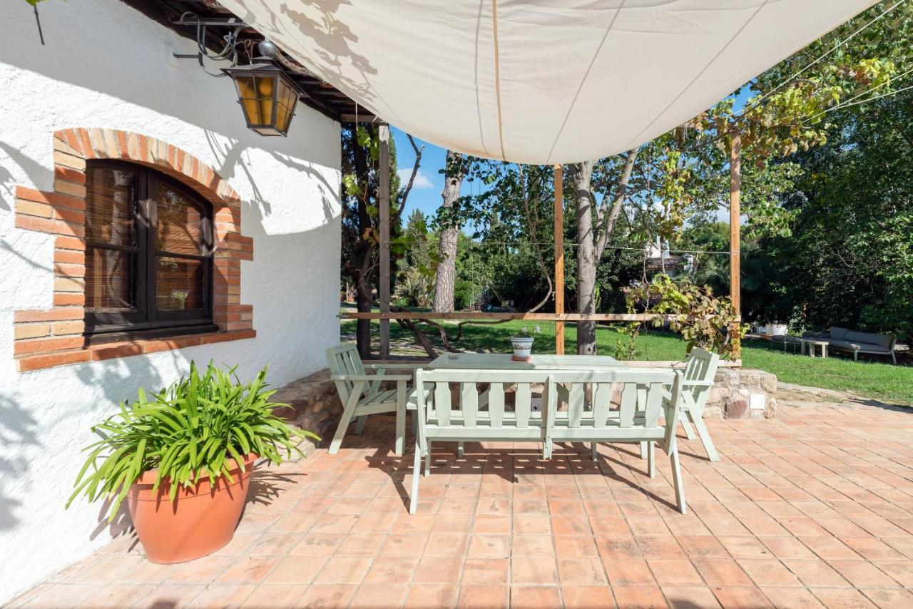 Masia Can Manent Del Bosc S XVIII Santa Eulalia de Ronsaná Exteriör bild