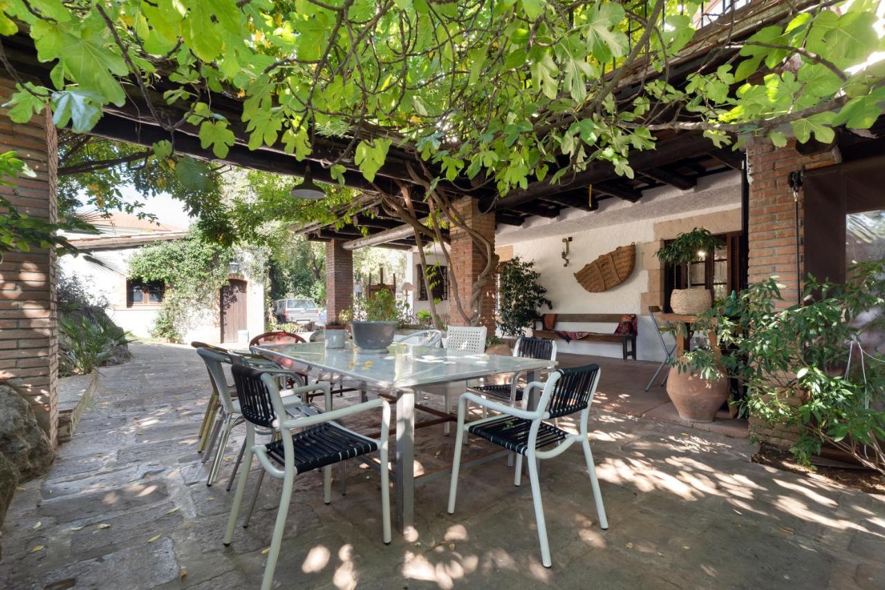 Masia Can Manent Del Bosc S XVIII Santa Eulalia de Ronsaná Exteriör bild